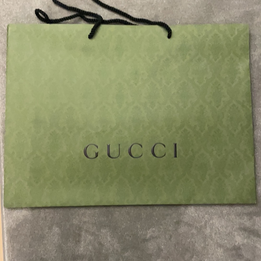 Original Gucci shopping bag - large format